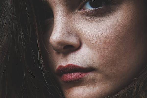 PORTRAIT 1