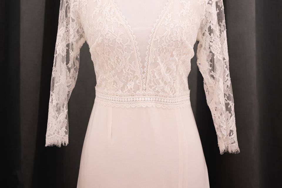 Robe manches longues ajustée