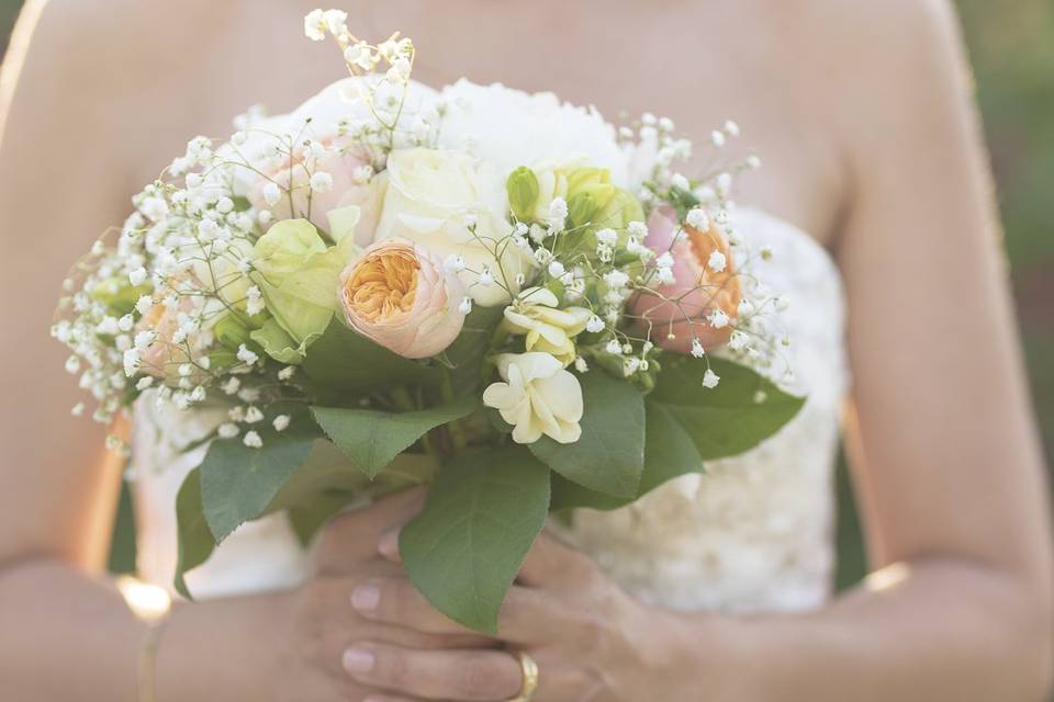 La Mariée et son bouquet