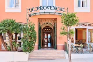 Hôtel Restaurants Le Provençal