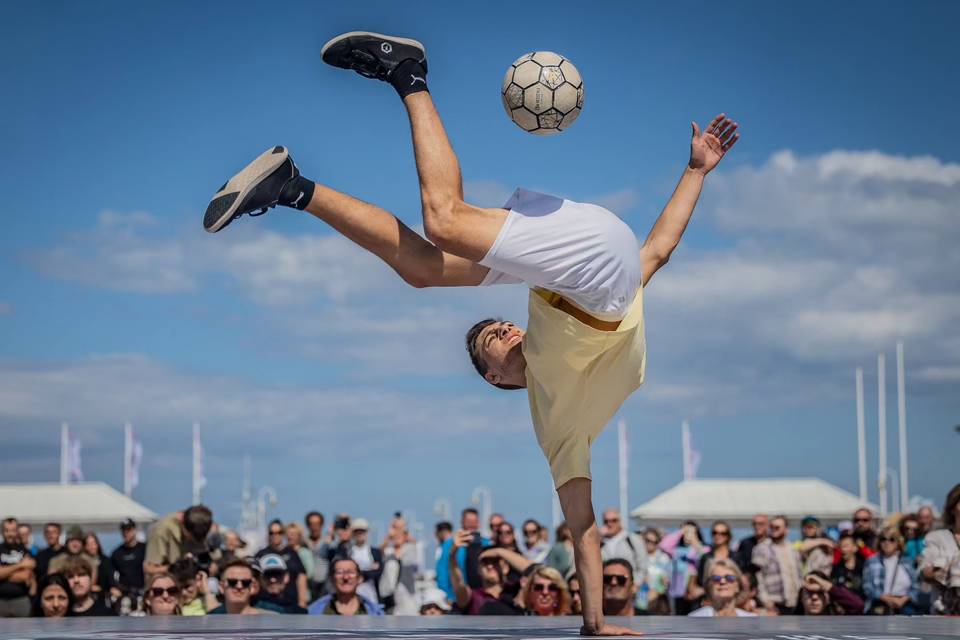 Football freestyle