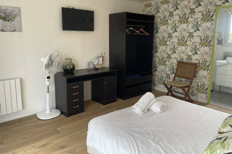 Chambre florale tropique