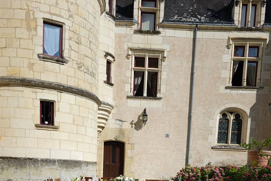 Repas sur la terrasse du châte