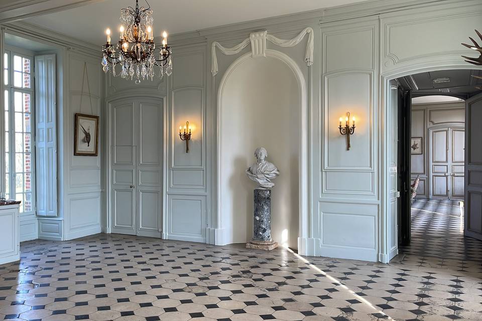 Chateau: salle a mager d'ete