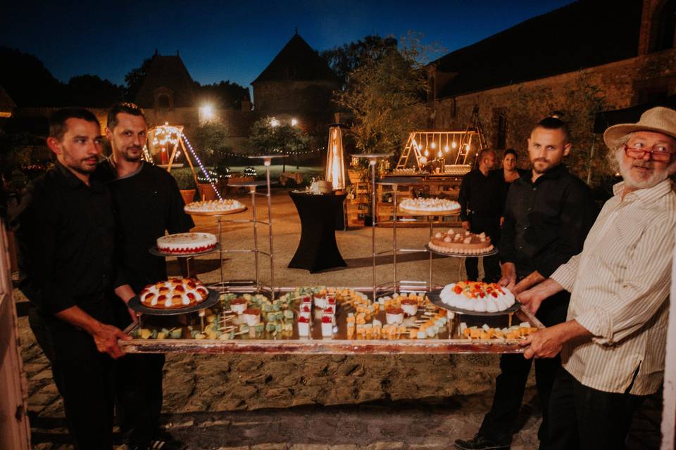 Relais: Buffet extérieur