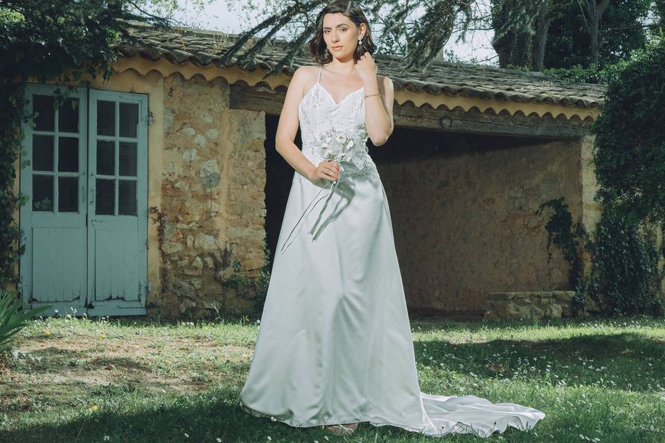 Robe Elia