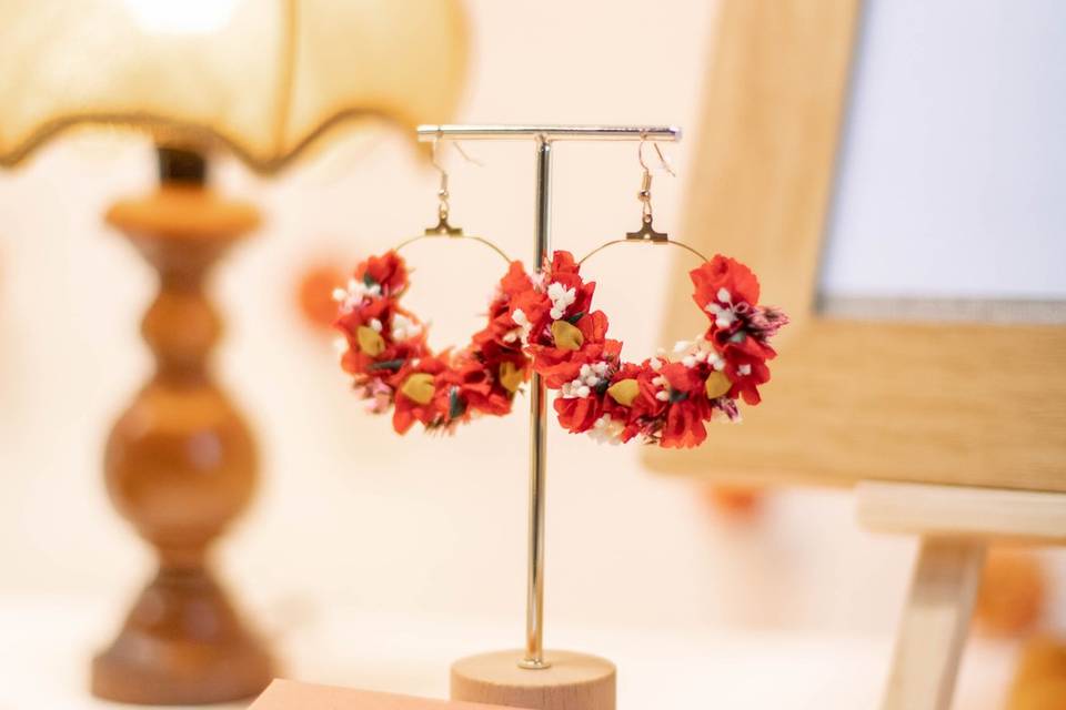 Boucles fleurs tissu