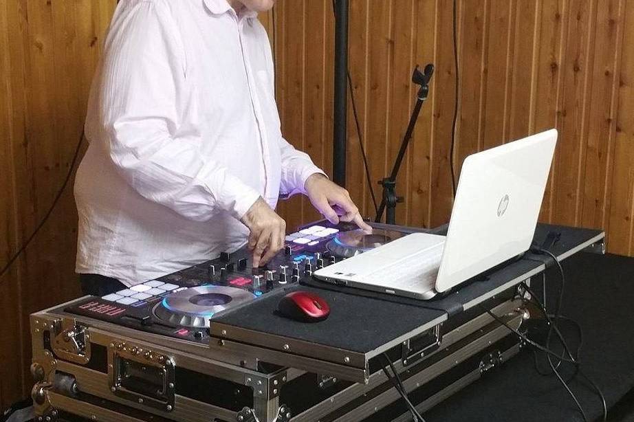 Notre DJ