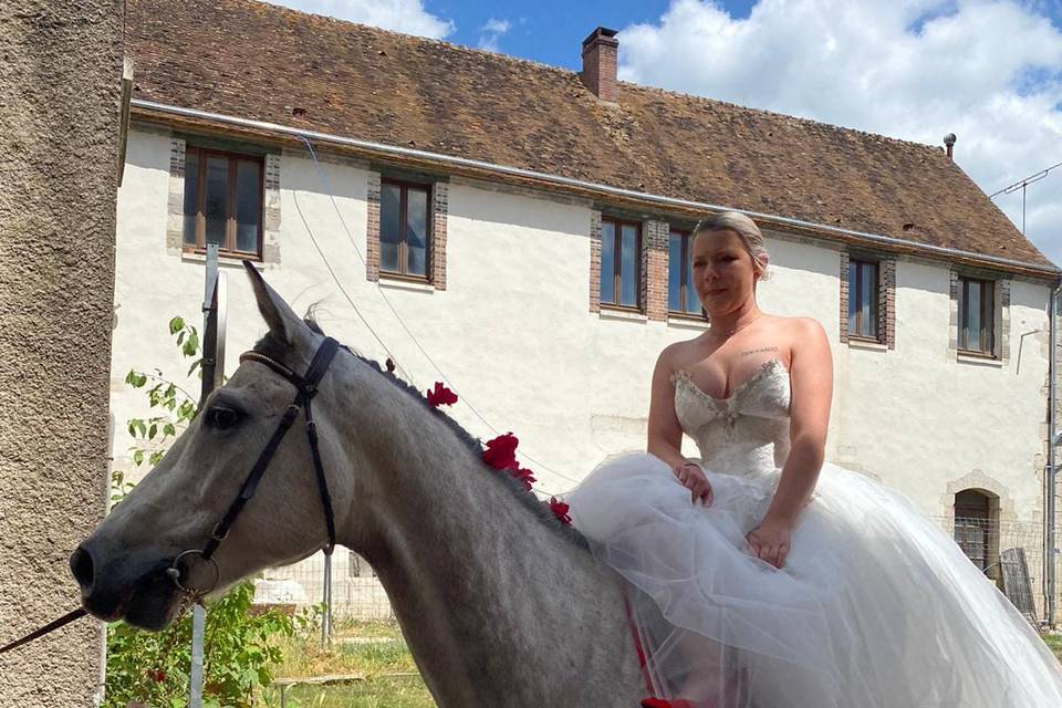 La mariée à cheval