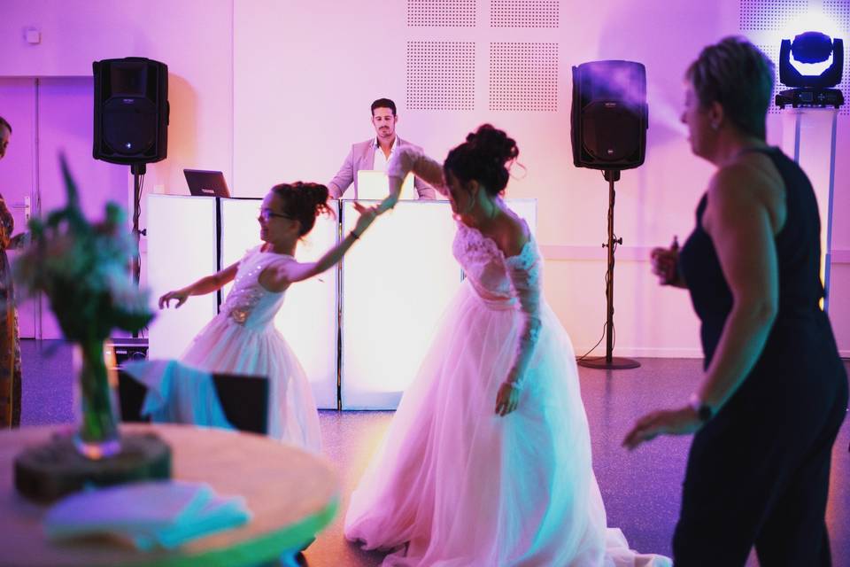 Danse mariée et sa fille