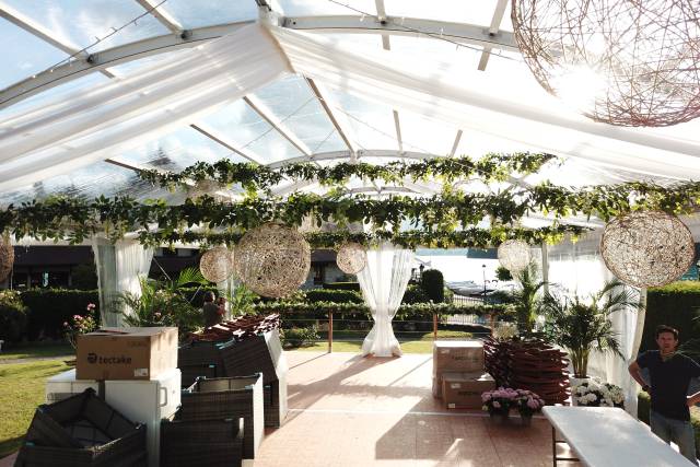 DECORATION