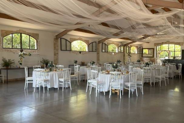 SALLE INTERIEUR