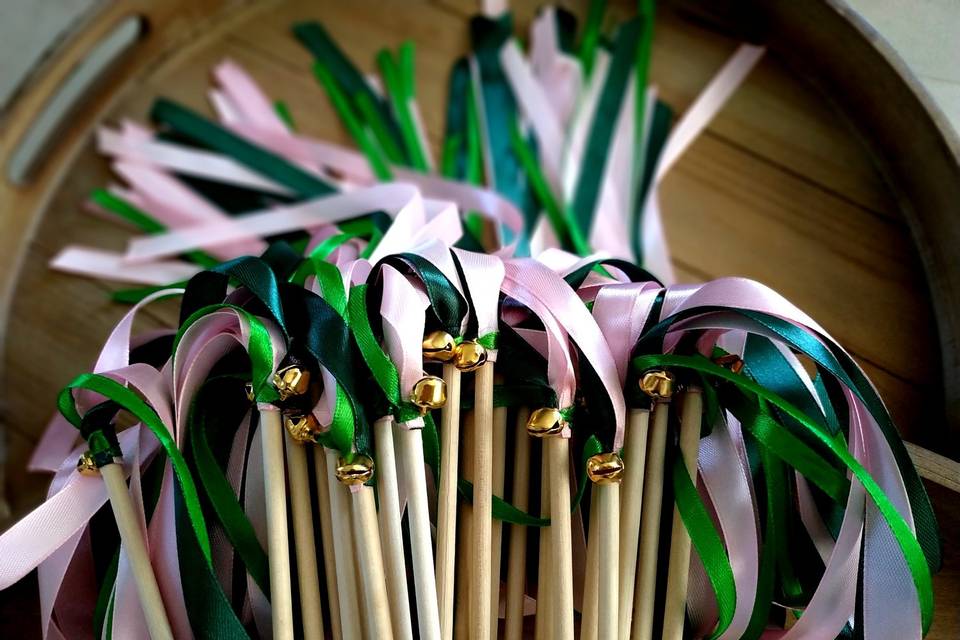 Baguettes avec Ruban Vert pour Sortie de Cérémonie de Mariage