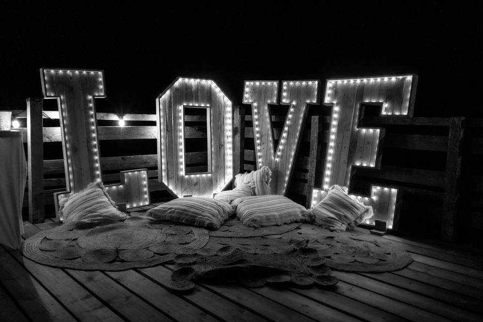 Love Capture