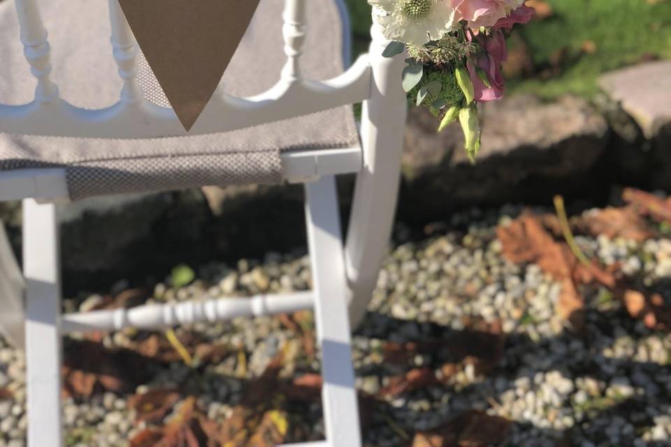 | Décors de chaise |