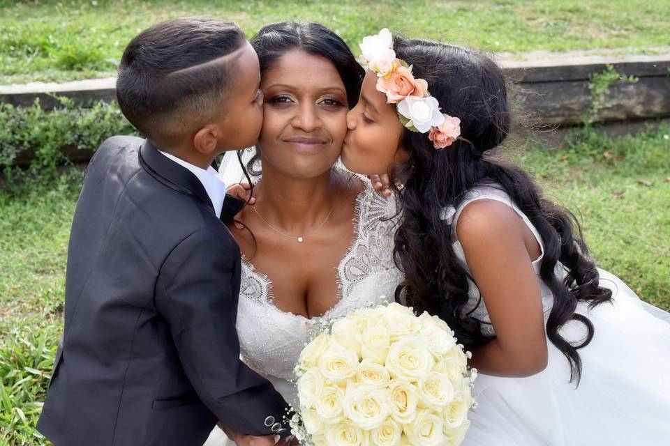 La mariée avec ses enfants
