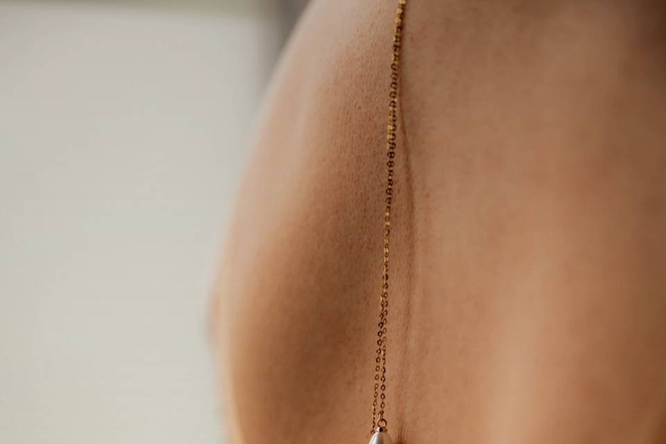 Collier perles gouttes trèfle