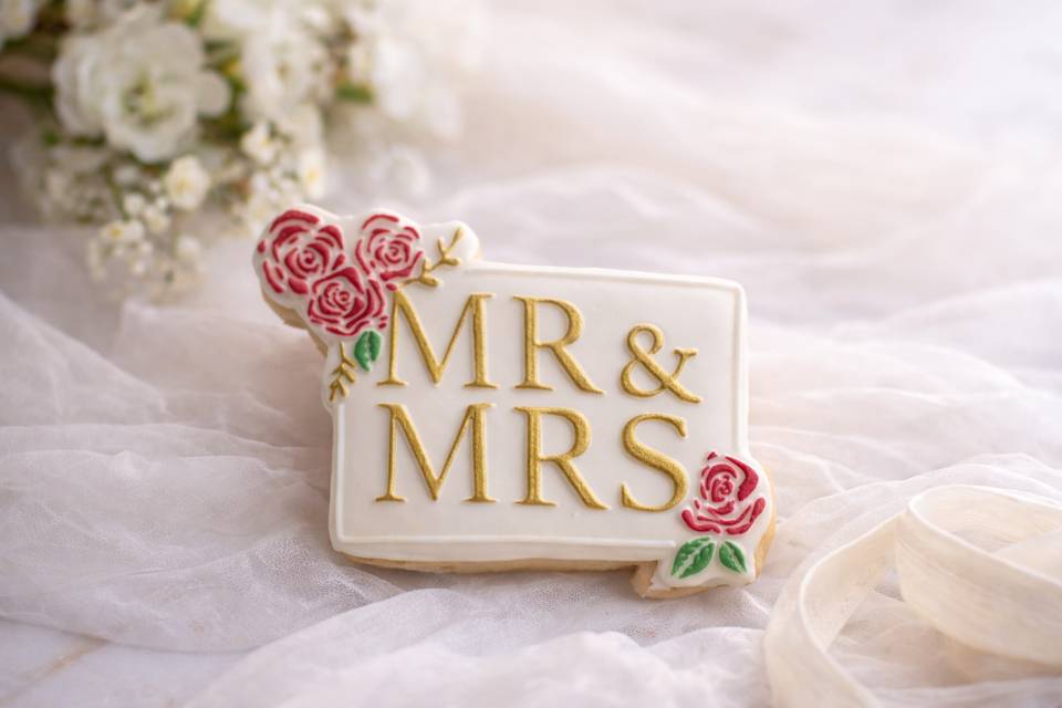 Mr & MRS