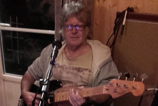 Ron le bassiste