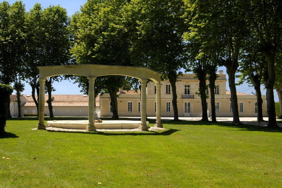 Château Haut Breton Larigaudière