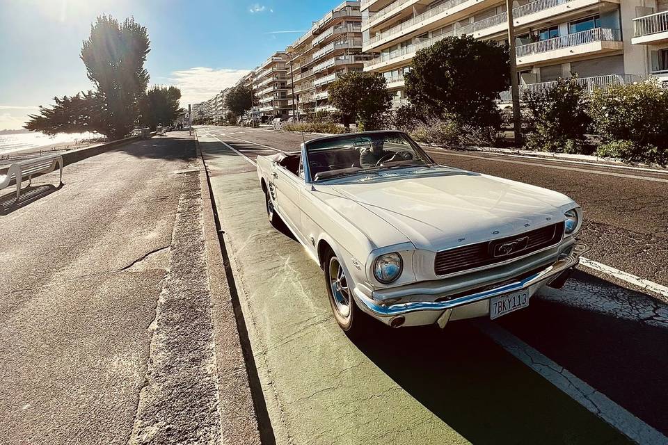 Mustang cabriolet 66 blanche