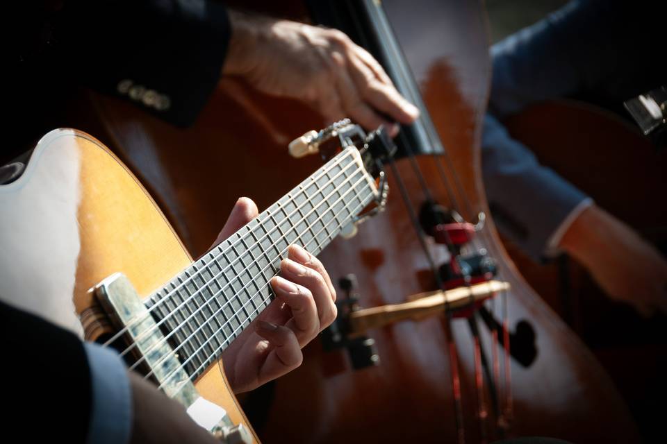 Guitare et Contrebasse