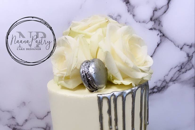 Silver wedding cake