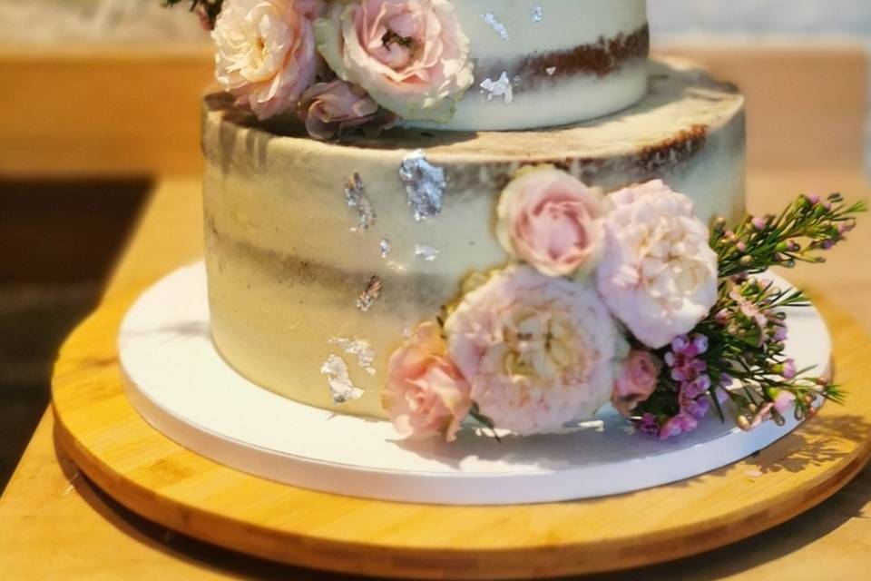 Naked cake