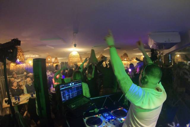 Julien Bourgade DJ Événementiel