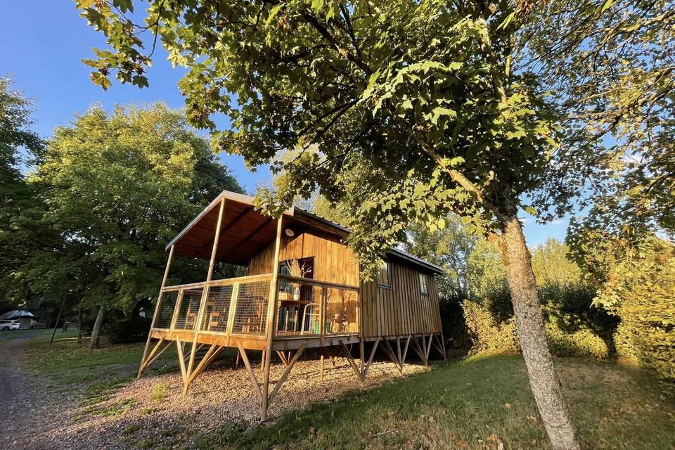 Cabane sur pilotis