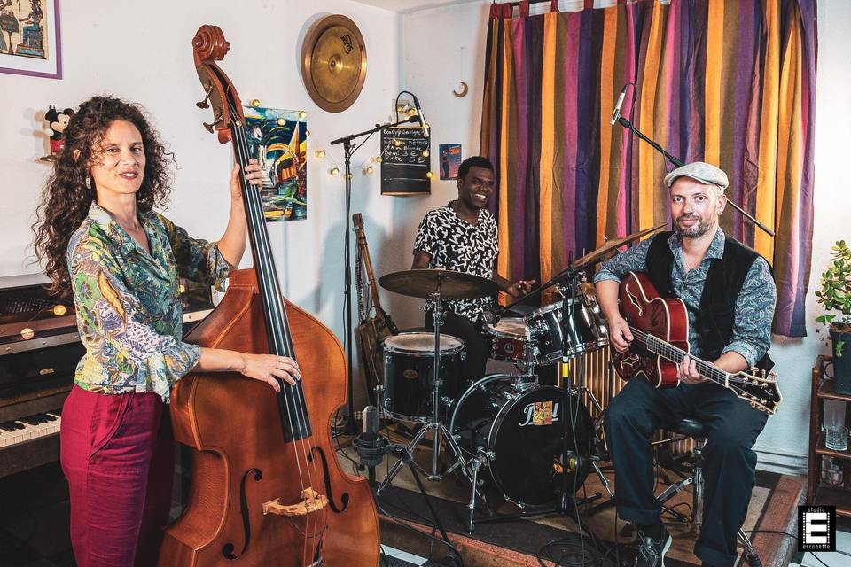 Trio Swing Pacha