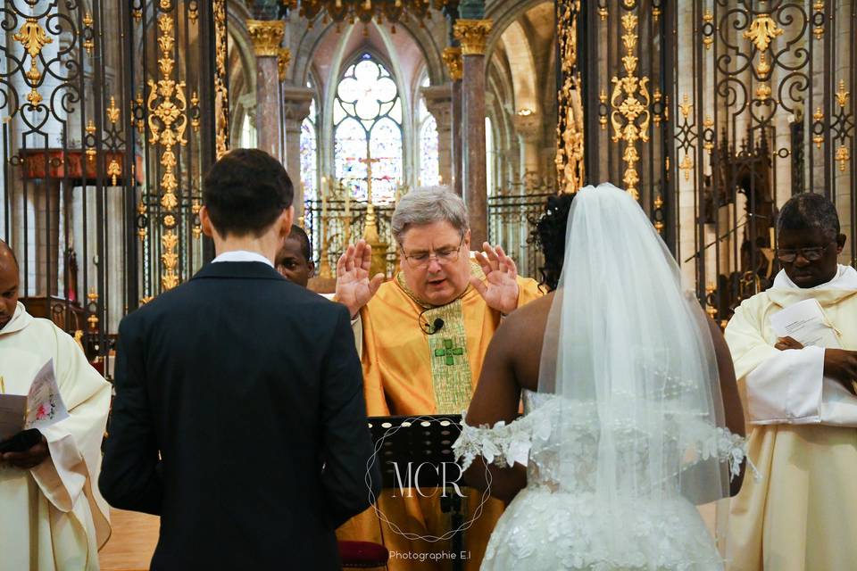 Moment Sacré