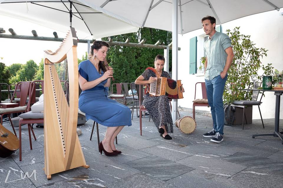 Vin d'honneur chant invité