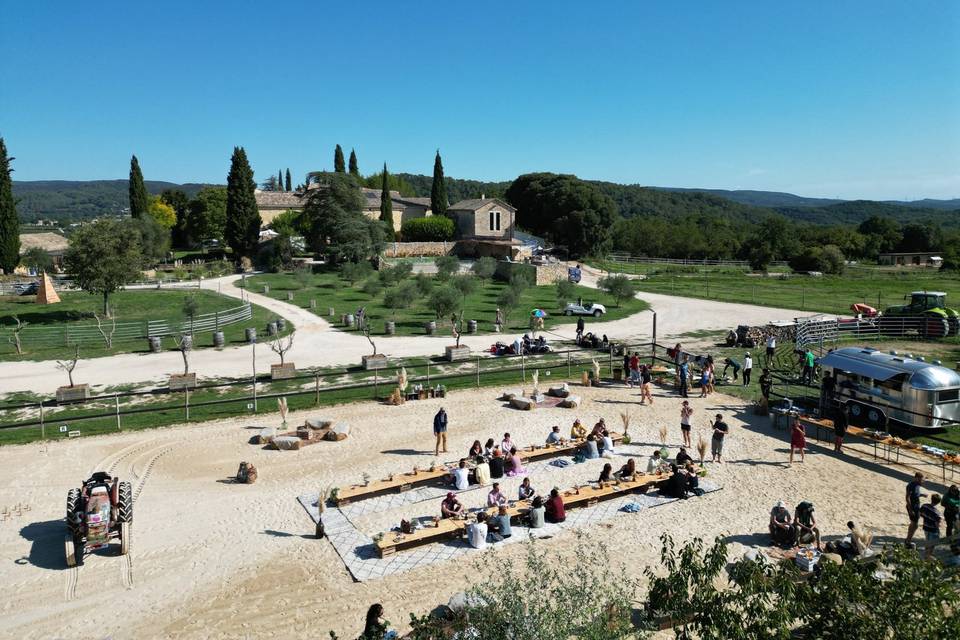 Brunch les pieds dans le sable