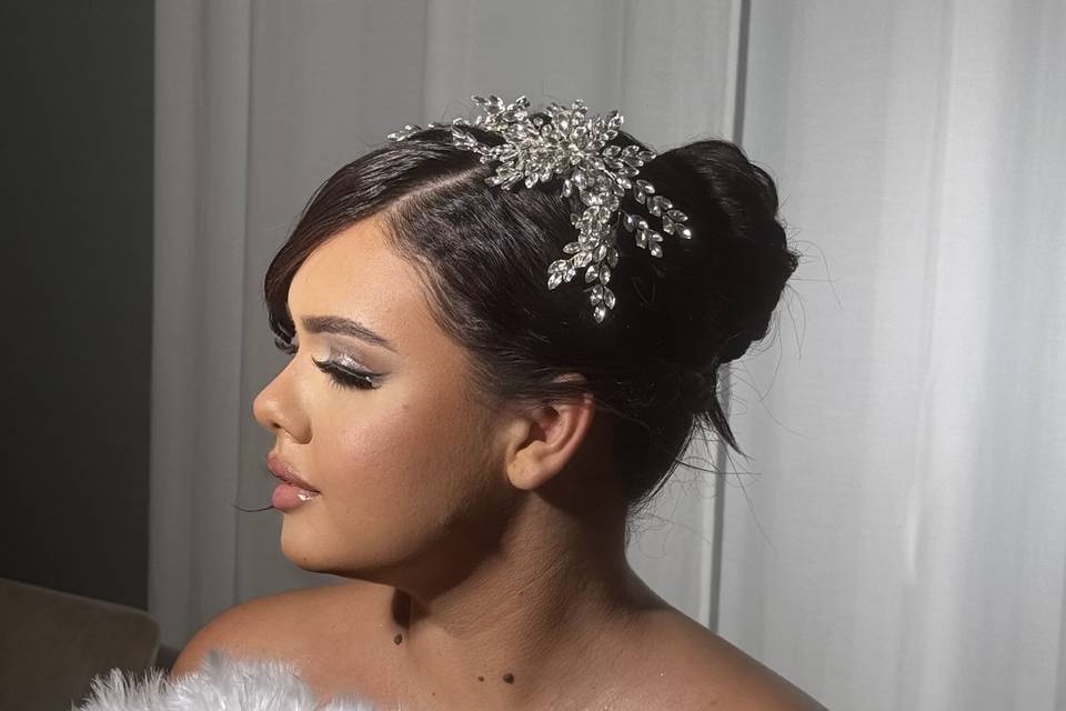 Maquillage et coiffure bride