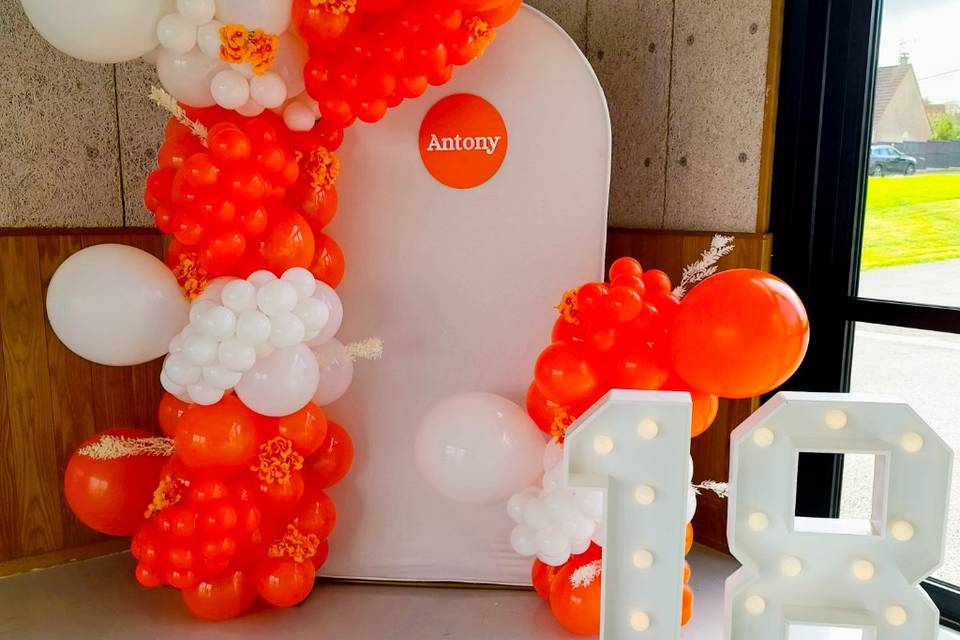 Arche ballon orange et blanc
