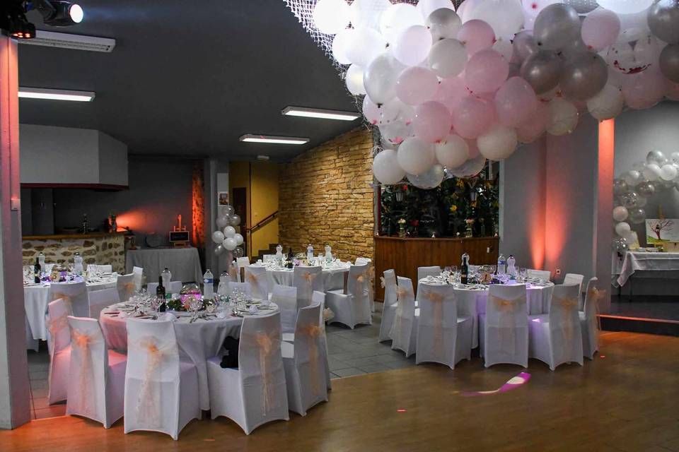 Mariage rose et blanc