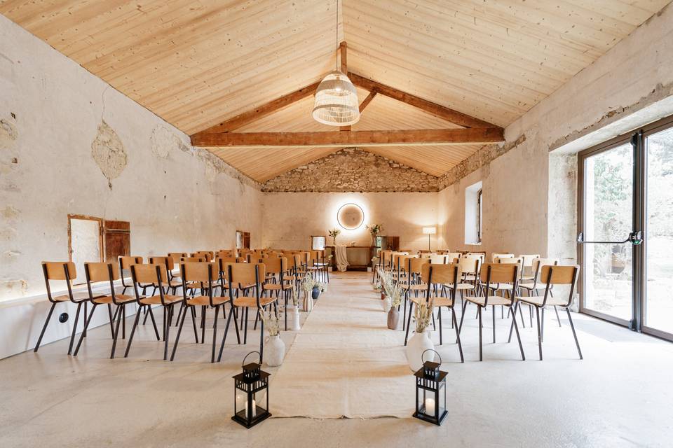 Cérémonie dans la grange