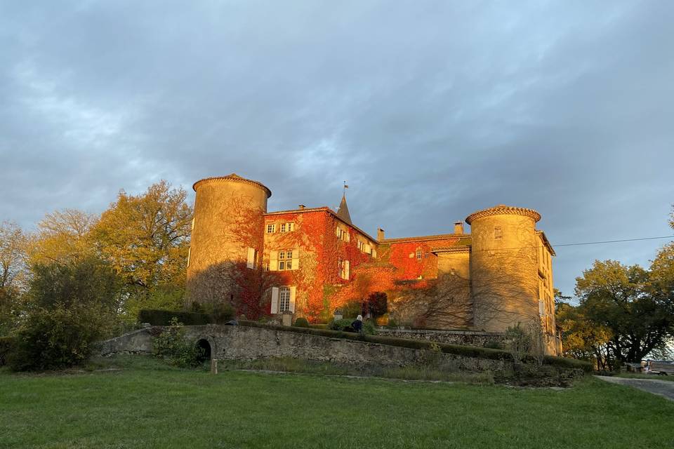 Coucher de soleil au chateau