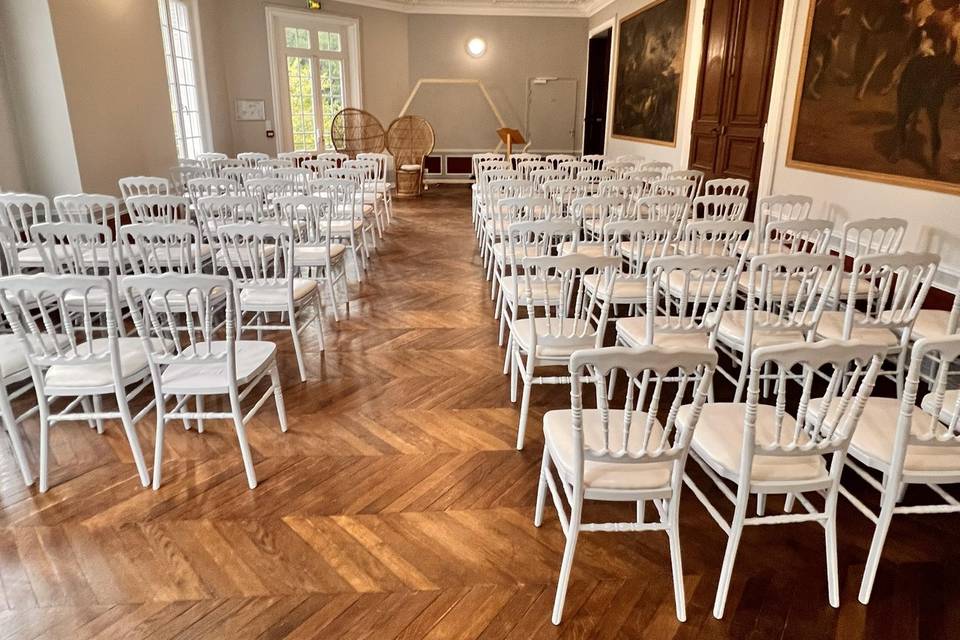Cérémonie laïque en intérieur