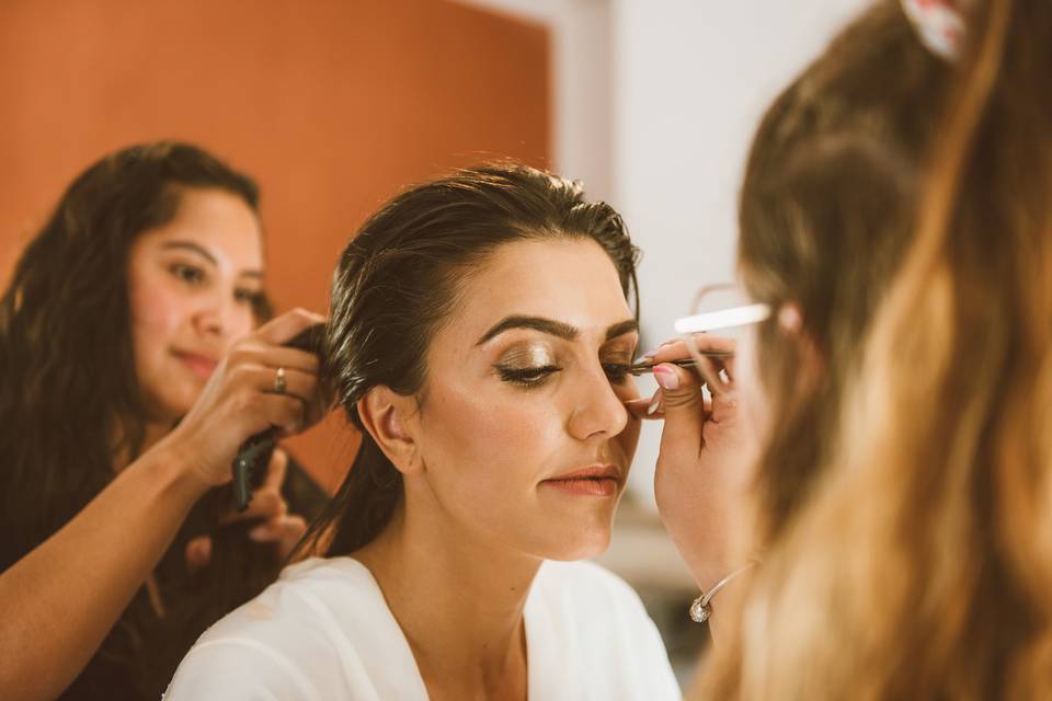 Maquillage et coiffure