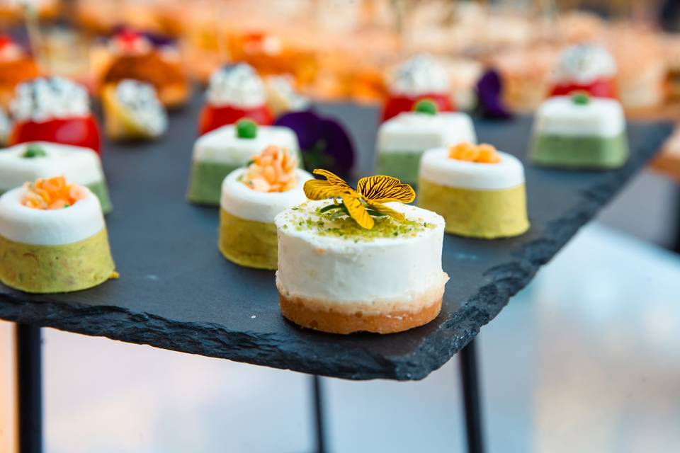 CANAPÉ_FLEUR_DÉTAIL