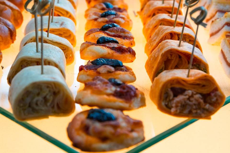 CANAPÉS_DÉTAIL_PLATEAU_VARIÉS