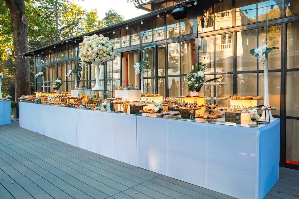 TABLE_CANAPÉS_EXTÉRIEUR