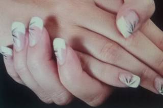 Belle Dame Papillon Nails