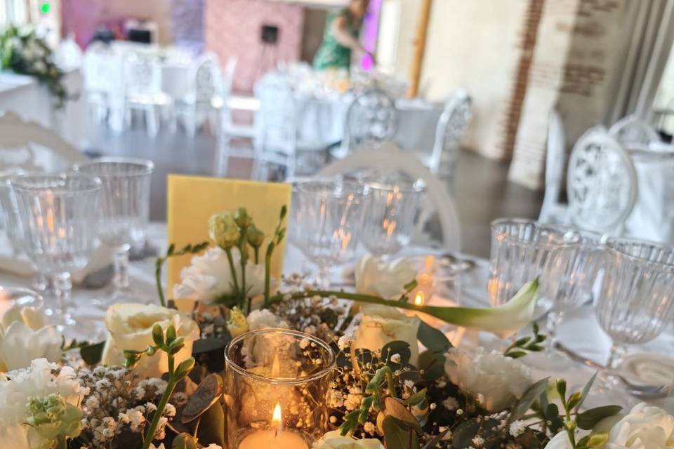 Deco tables