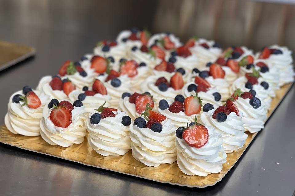 Mini pavlovas