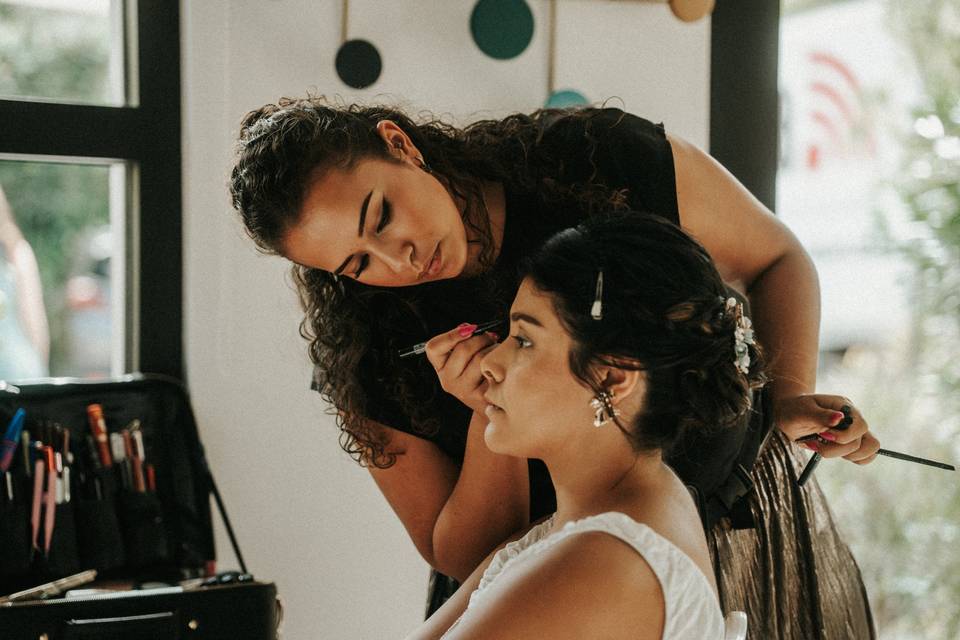 Flow makeup artist