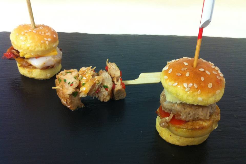 Mini burger et brochette