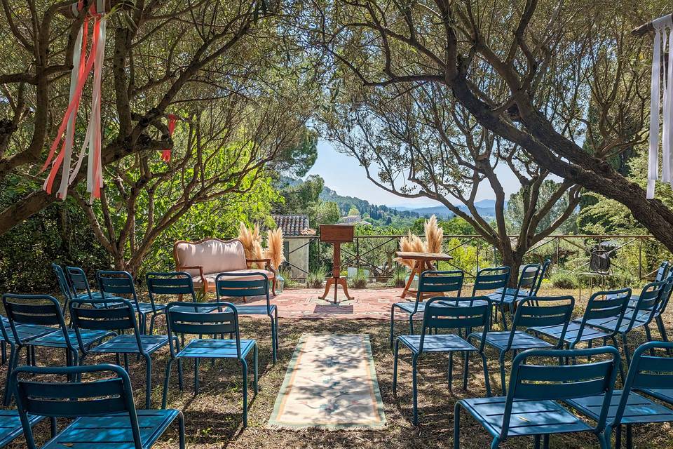 Lou Calen Retreat